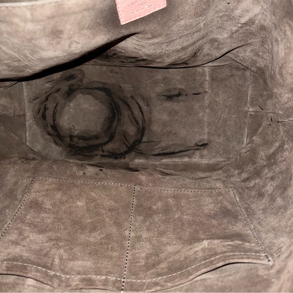 Louis vuitton soft lockit magnolia MM (well used) - Picture 13 of 15